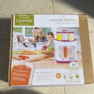 NWB Infantino Fresh squeezed station